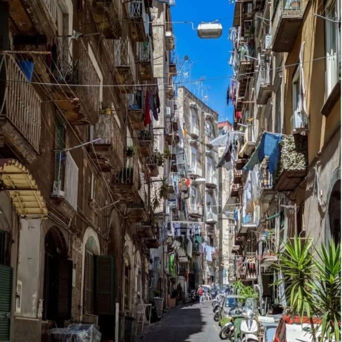 Risvegli Partenopei House نابولي المظهر الخارجي الصورة
