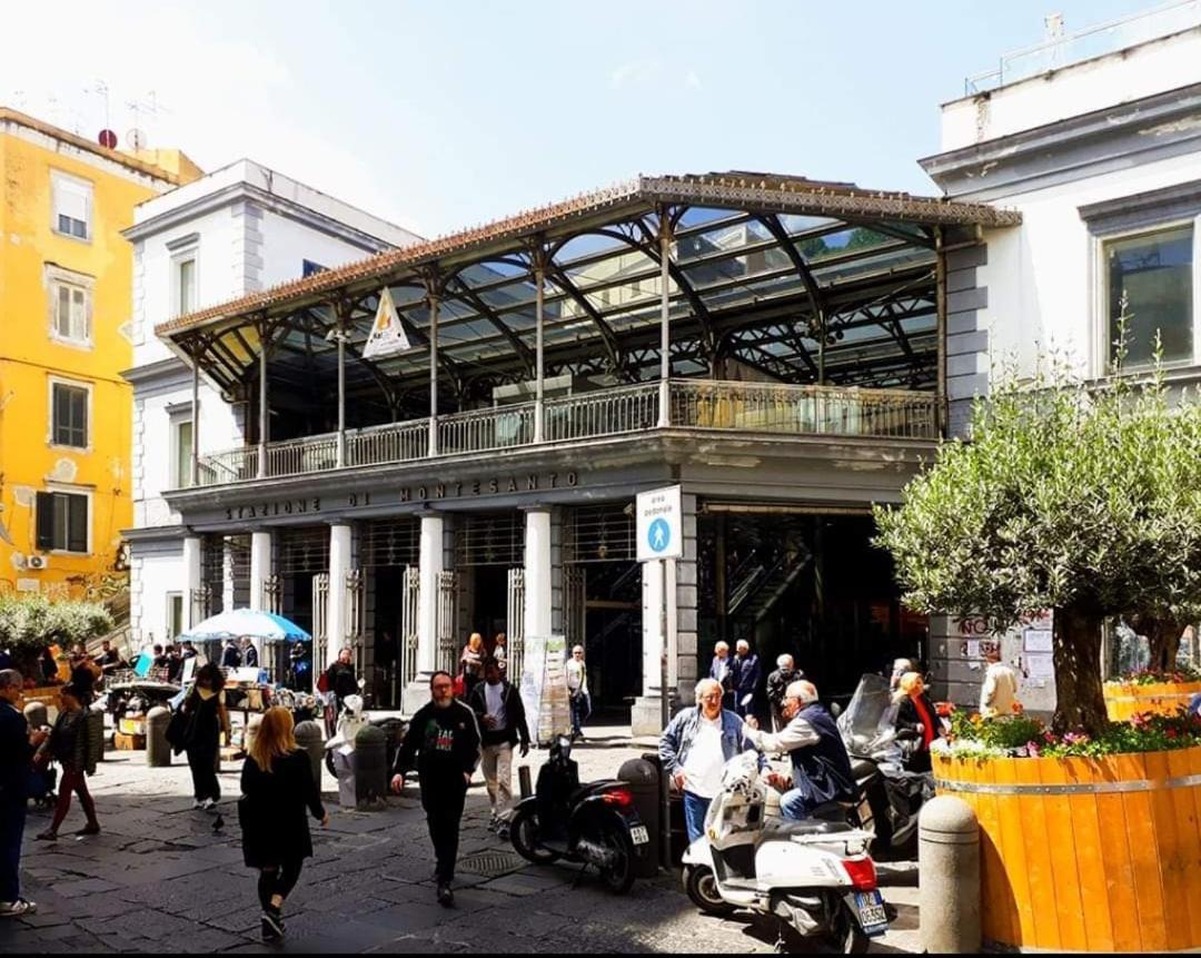 Risvegli Partenopei House نابولي المظهر الخارجي الصورة
